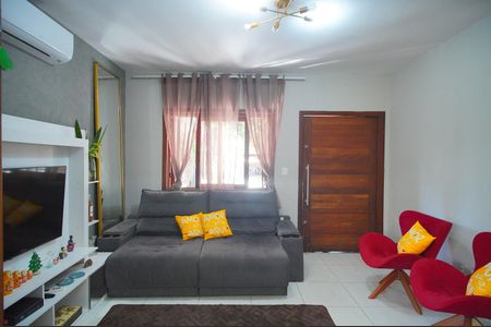 Sala de casa à venda com 3 quartos, 150m² em Santo Afonso, Novo Hamburgo