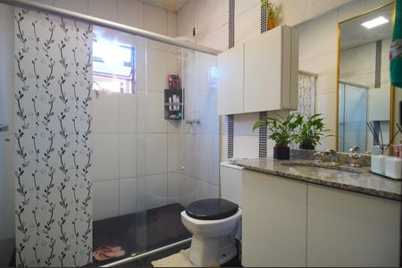 Casa à venda com 150m², 3 quartos e 1 vagaBanheiro