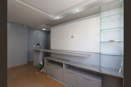 Sala de apartamento à venda com 2 quartos, 45m² em Vila Suzana, São Paulo