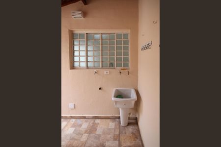 Casa à venda com 110m², 3 quartos e 2 vagas Casa à venda com 110m², 3 quartos e 2 vagasÁrea de Serviço