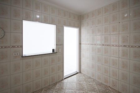 Casa à venda com 110m², 3 quartos e 2 vagas Casa à venda com 110m², 3 quartos e 2 vagasCozinha