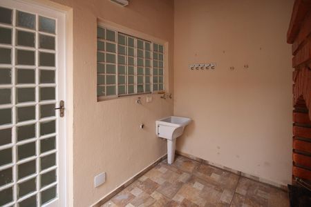 Casa à venda com 110m², 3 quartos e 2 vagas Casa à venda com 110m², 3 quartos e 2 vagasÁrea de Serviço