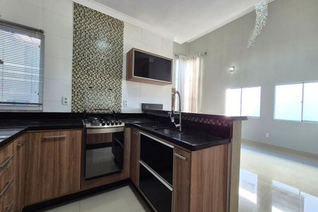 Casa de condomínio para alugar com 190m², 3 quartos e 2 vagas Casa de condomínio para alugar com 190m², 3 quartos e 2 vagasCozinha