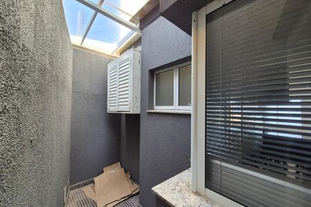 Casa de condomínio para alugar com 190m², 3 quartos e 2 vagas Casa de condomínio para alugar com 190m², 3 quartos e 2 vagasÁrea de Serviço