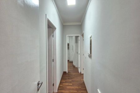 Casa de condomínio para alugar com 190m², 3 quartos e 2 vagas Casa de condomínio para alugar com 190m², 3 quartos e 2 vagasCorredor