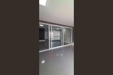 Apartamento à venda com 113m², 3 quartos e 2 vagas Apartamento à venda com 113m², 3 quartos e 2 vagasVaranda gourmet