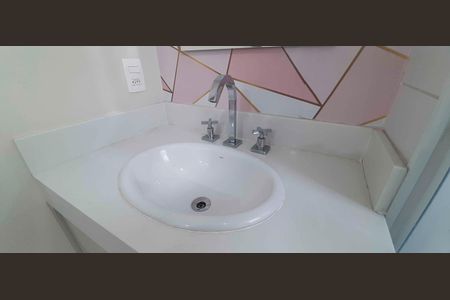 Apartamento à venda com 113m², 3 quartos e 2 vagas Apartamento à venda com 113m², 3 quartos e 2 vagasBanheiro da Suíte 2