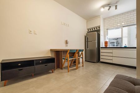 Sala/Cozinha de apartamento para alugar com 1 quarto, 51m² em Pinheiros, São Paulo