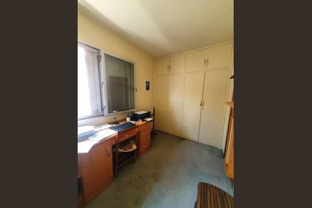 Casa à venda com 3 quartos, 240m² em Jardim Prudência, São Paulo