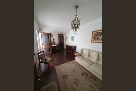 Casa à venda com 3 quartos, 240m² em Jardim Prudência, São Paulo