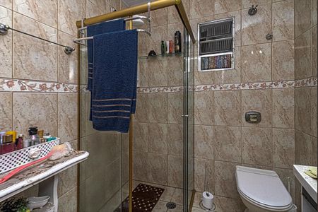 Casa à venda com 150m², 3 quartos e 2 vagas Casa à venda com 150m², 3 quartos e 2 vagasBanheiro social