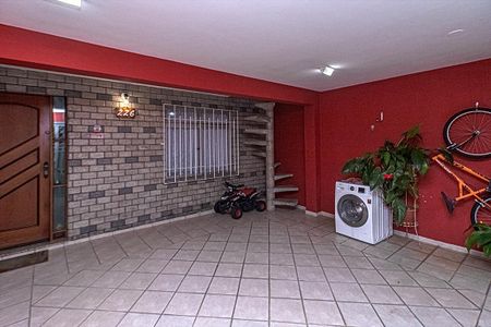 Casa à venda com 150m², 3 quartos e 2 vagas Casa à venda com 150m², 3 quartos e 2 vagasÁrea comum