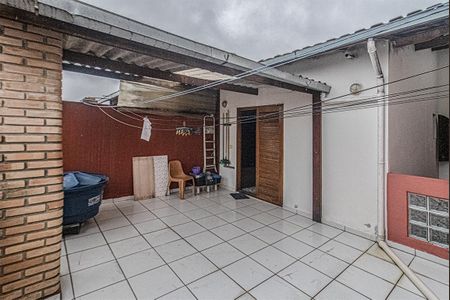 Casa à venda com 150m², 3 quartos e 2 vagas Casa à venda com 150m², 3 quartos e 2 vagasVaranda do Quarto