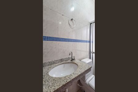 Casa à venda com 165m², 3 quartos e 2 vagasBanheiro