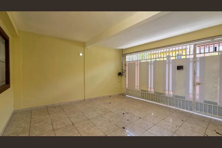 Casa à venda com 165m², 3 quartos e 2 vagasGaragem