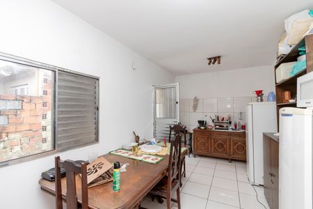 Casa para alugar com 250m², 4 quartos e 2 vagasCozinha