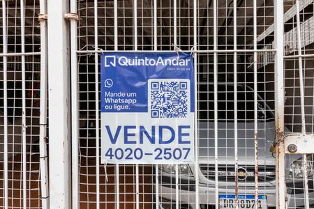 Casa para alugar com 250m², 4 quartos e 2 vagasFachada