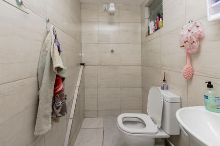 Casa para alugar com 250m², 4 quartos e 2 vagasBanheiro da Suíte 1