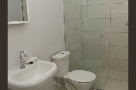 Banheiro de casa para alugar com 1 quarto, 70m² em Jardim Balneário Meia Ponte, Goiânia