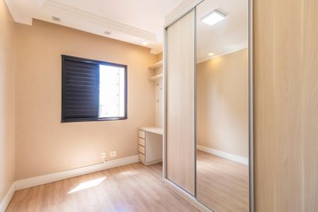 Quarto 1 de apartamento para alugar com 2 quartos, 53m² em Jardim Belval, Barueri