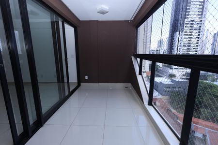 Apartamento para alugar com 110m², 3 quartos e 2 vagasSacada da Suíte 2