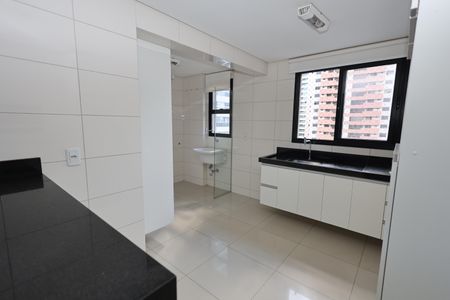 Apartamento para alugar com 110m², 3 quartos e 2 vagasCozinha