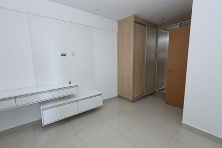 Apartamento para alugar com 110m², 3 quartos e 2 vagasSuíte 2
