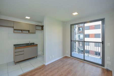 Sala de apartamento para alugar com 2 quartos, 46m² em Vila Constança, São Paulo