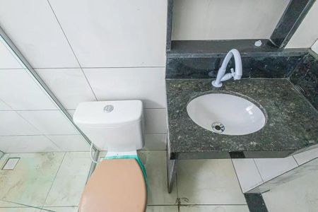 Banheiro de kitnet/studio para alugar com 1 quarto, 30m² em Vila Maria Alta, São Paulo