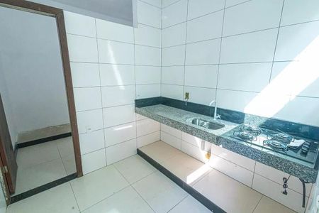 Cozinha de kitnet/studio para alugar com 1 quarto, 30m² em Vila Maria Alta, São Paulo