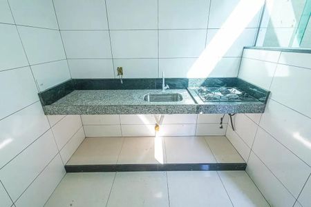 Cozinha de kitnet/studio para alugar com 1 quarto, 30m² em Vila Maria Alta, São Paulo