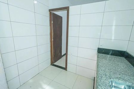Cozinha de kitnet/studio para alugar com 1 quarto, 30m² em Vila Maria Alta, São Paulo