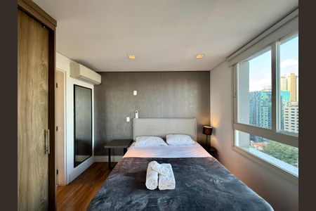 Apartamento para alugar com 69m², 1 quarto e 1 vagaSuíte 