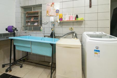 Casa à venda com 131m², 4 quartos e 2 vagasÁrea de Serviço