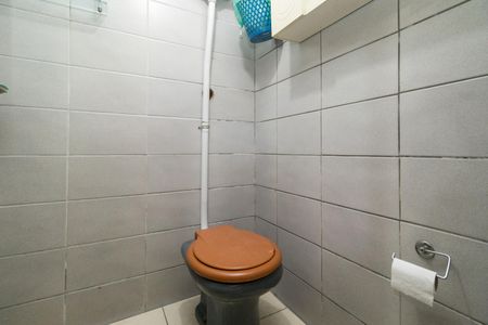 Casa à venda com 131m², 4 quartos e 2 vagasBanheiro de serviço