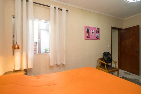 Casa à venda com 131m², 4 quartos e 2 vagasQuarto 1