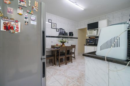 Casa à venda com 131m², 4 quartos e 2 vagasCozinha