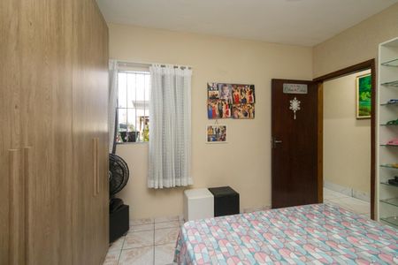 Casa à venda com 131m², 4 quartos e 2 vagasQuarto 3