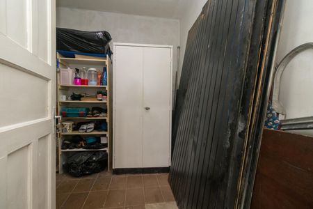 Casa à venda com 131m², 4 quartos e 2 vagasQuarto de Serviço