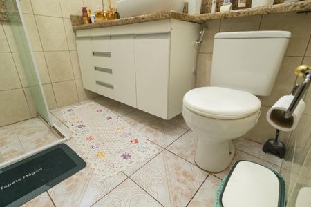 Casa à venda com 131m², 4 quartos e 2 vagasBanheiro Social