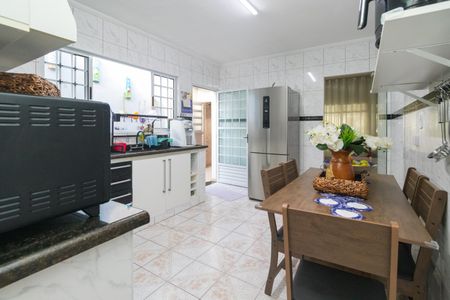 Casa à venda com 131m², 4 quartos e 2 vagasCozinha