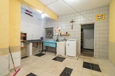 Casa à venda com 131m², 4 quartos e 2 vagasÁrea de Serviço