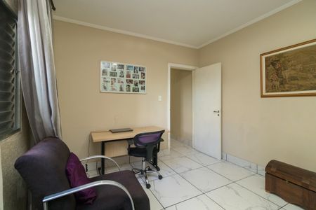 Casa à venda com 131m², 4 quartos e 2 vagasQuarto 2