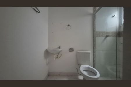 Banheiro  de kitnet/studio para alugar com 1 quarto, 34m² em Bangú, Santo André