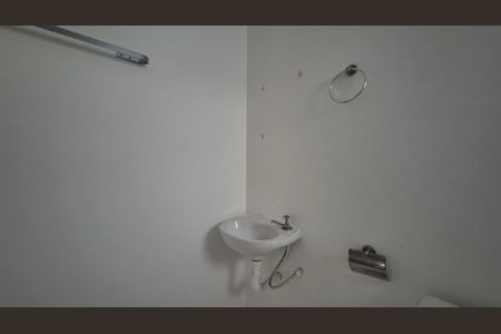 Banheiro  de kitnet/studio para alugar com 1 quarto, 34m² em Bangú, Santo André