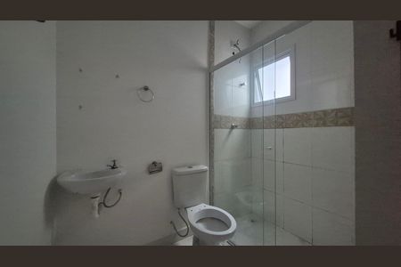 Banheiro  de kitnet/studio para alugar com 1 quarto, 34m² em Bangú, Santo André