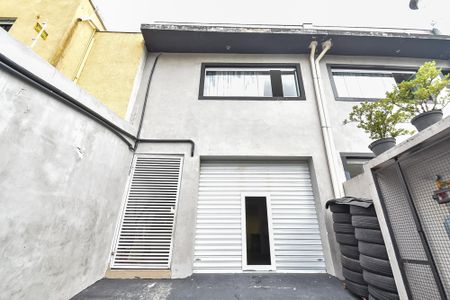 Casa para alugar com 728m², 4 quartos e 8 vagas Casa para alugar com 728m², 4 quartos e 8 vagasGaragem