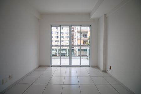 Apartamento para alugar com 81m², 3 quartos e 1 vagaSuíte 