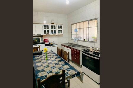 Casa à venda com 2 quartos, 191m² em Vila Santa Edwiges, Osasco