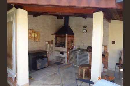 Casa à venda com 380m², 4 quartos e 4 vagas